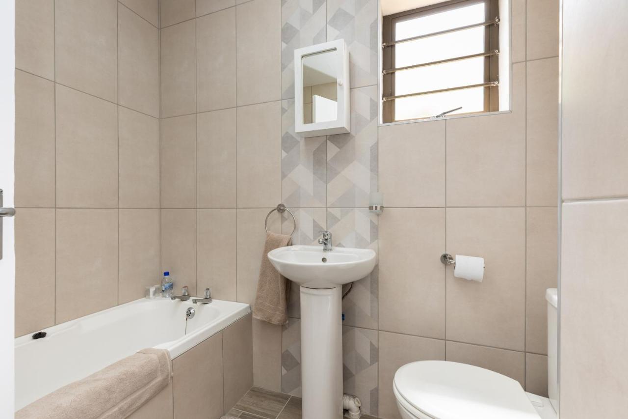 67 The Shades - Luxury Apartment In Umhlanga - Airconditioning Throughout And Inverter 德班 外观 照片